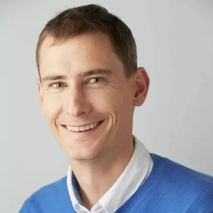 Dr Nicholas McLernon